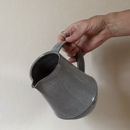 Kanna i stengods 1.2 L - drejad