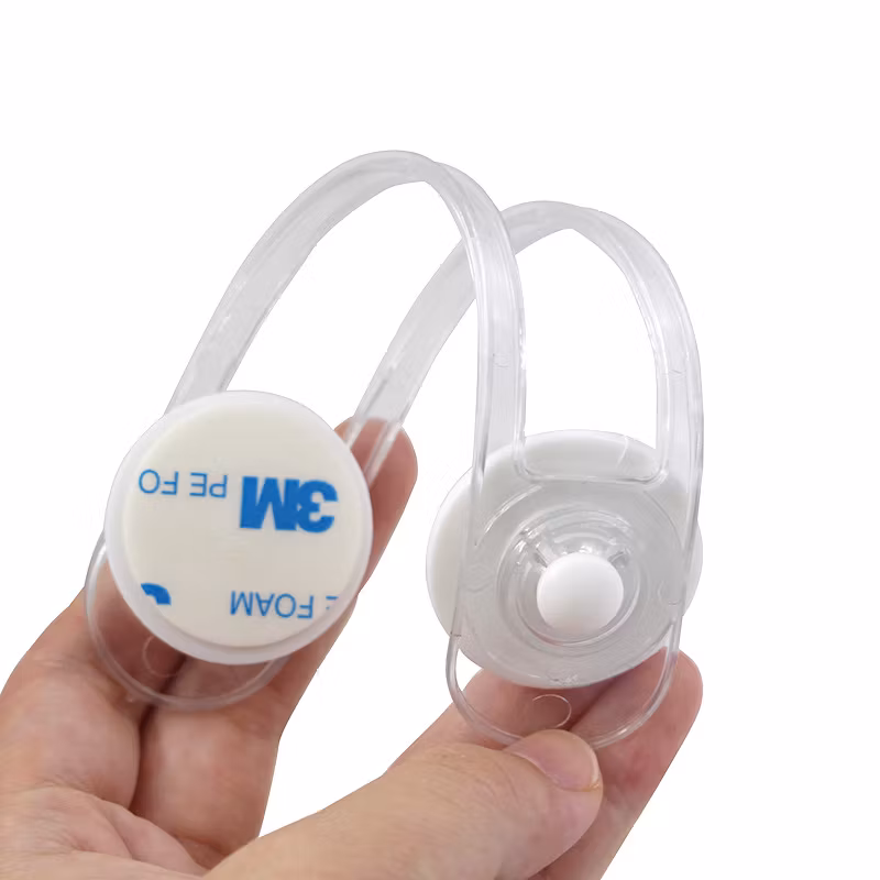 Flexibelt multilås med dubbelhäftande tejp