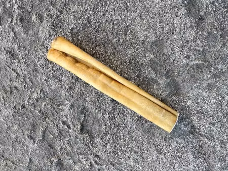 Tuggben nötrulle 28-30 cm (prenumeration 4 tuggben per månad)