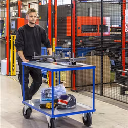 Bordsvagn 1300x800x870mm, 500kg, broms, KM437-3B