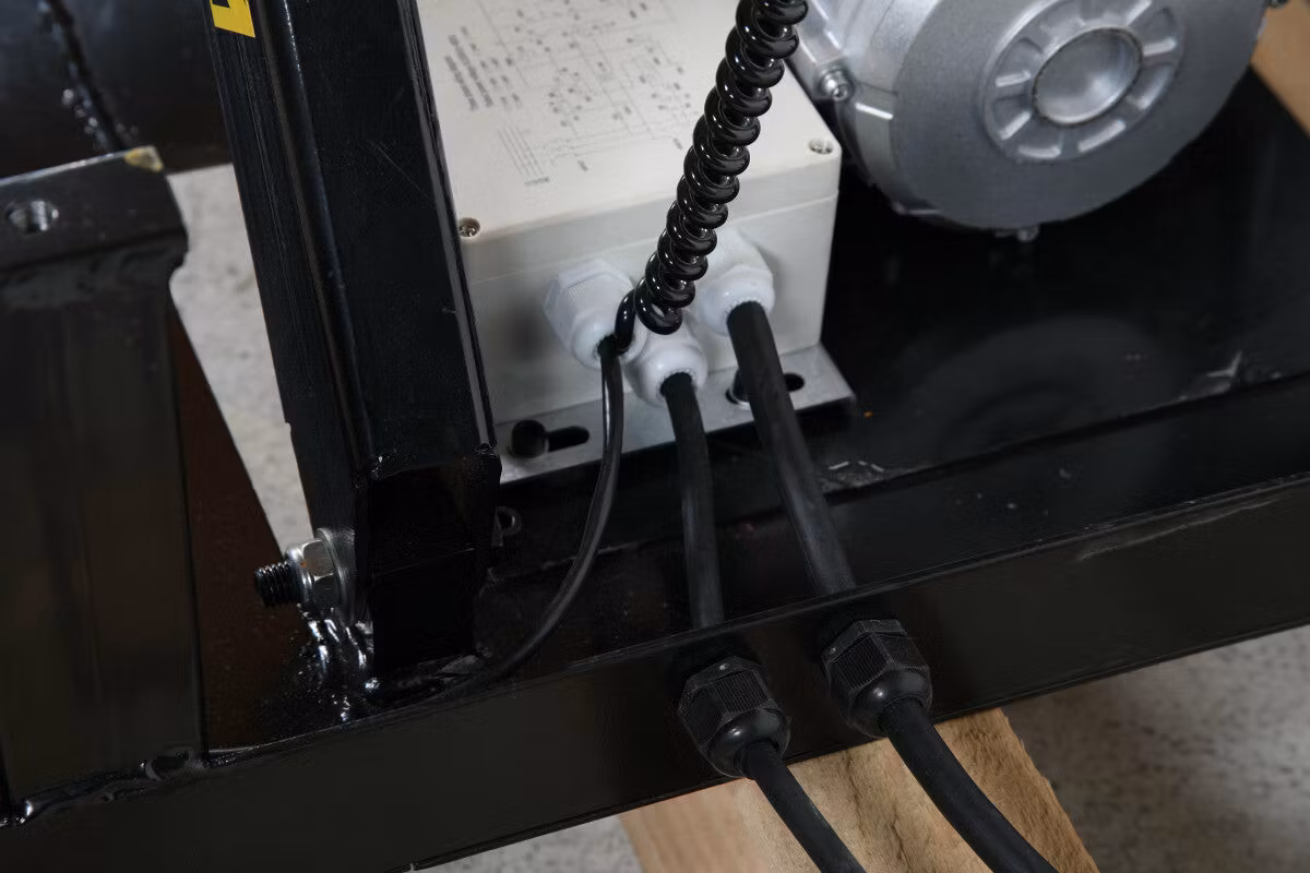 Lyftbord 1000 kg, 850 x 2000 mm, 1321053110