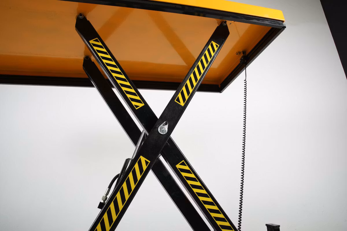 Lyftbord 1000 kg, 850 x 2000 mm, 1321053110