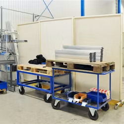 Bordsvagn 1300x800x890mm, 500kg, broms, KM337-3B