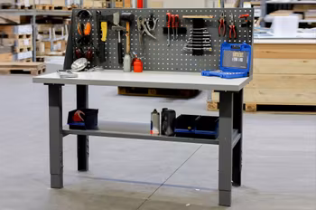 Arbetsbänk 1500x700 mm inkl verktygspanel, 9-755-136