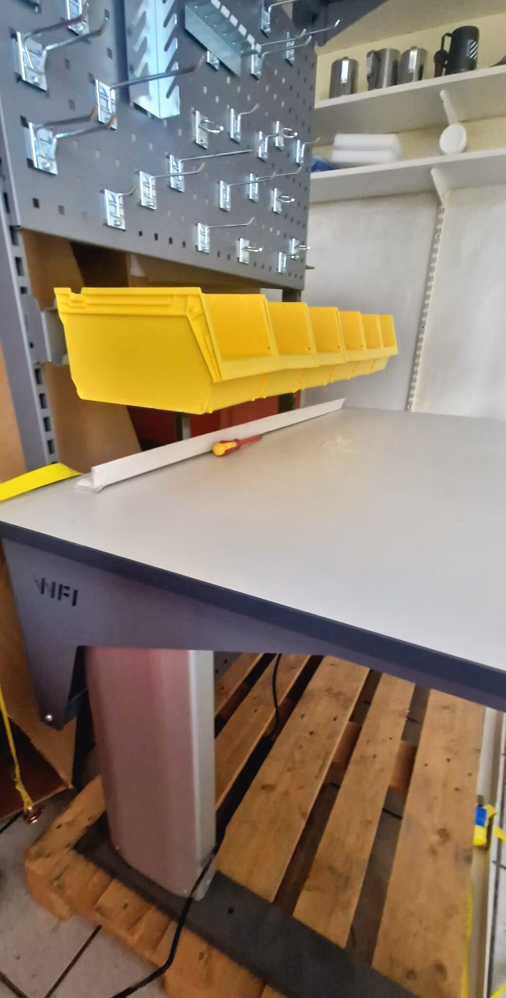 Elektriskt höj & sänkbart arbetsbord 375 kg