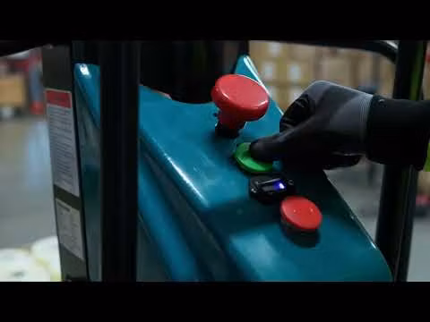 Elektrisk staplare med sidotilt