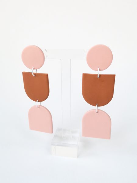 UNNI KANEL/ROSA