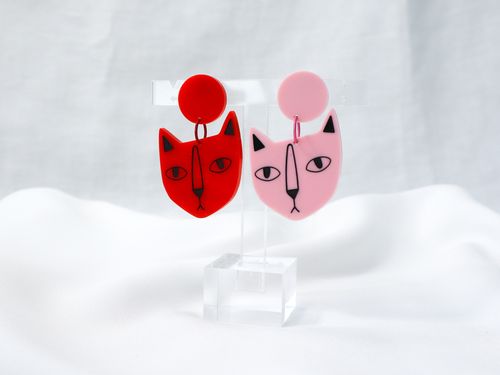 RÖD/ROSA KATT