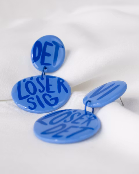 DET LÖSER SIG/VI LÖSER DET