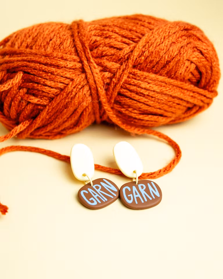 GARN (brun/creme)