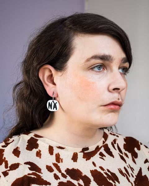 NÄ MINI (vit/svart)