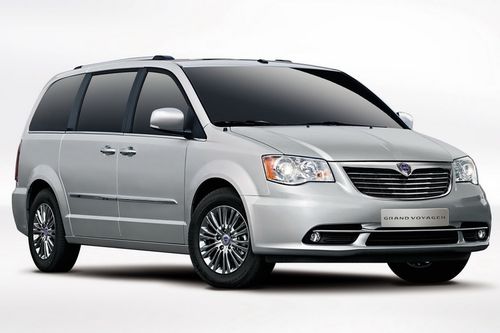 Solfilm til Chrysler Grand Voyager. Færdigskåret solfilm til alle Chrysler biler.