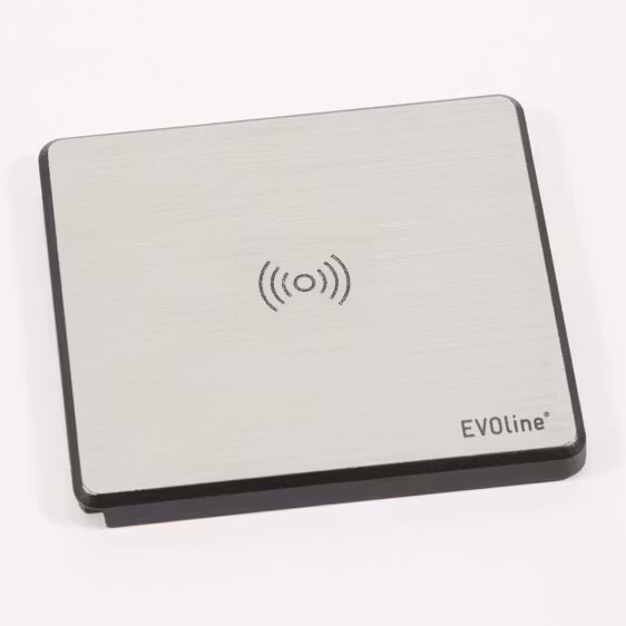 EVOline Square 80, 1-vägs + 1x USB och trådlös mobilladdare