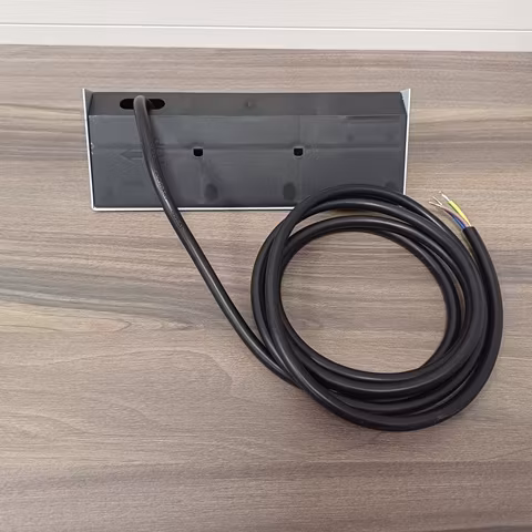 Hörnbox Asta 2-vägs koppar med 2x USB-A