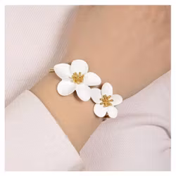 Daisy Bloom – Armband med blomdesign