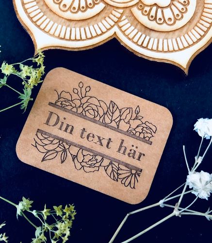 "Flowers" - Konstläderlappar med eget namn / ord / text