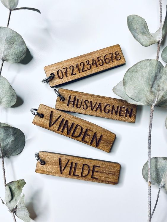 Träberlock med namn