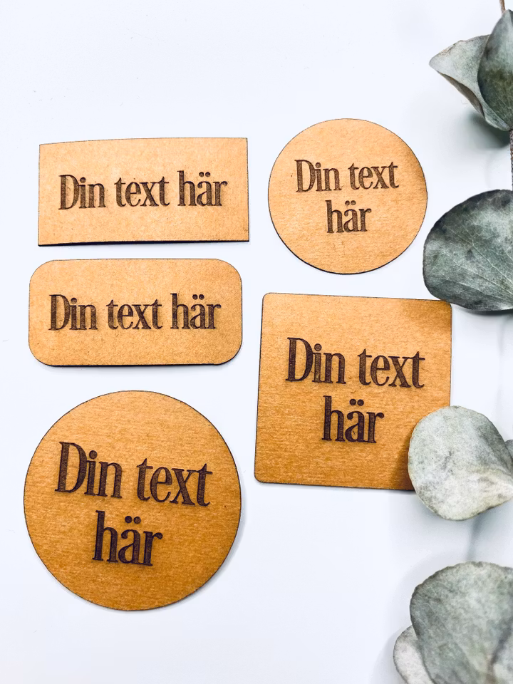 Konstläderlappar/Etiketter - egen text
