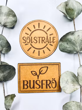 Solstråle & Busfrö - Konstläderlappar/Etiketter