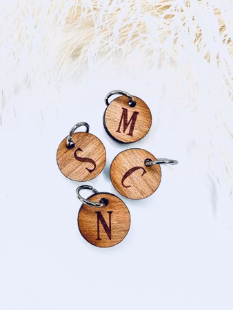 Cirkel med bokstav  - Trä