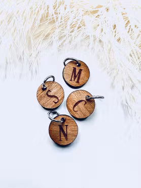 Cirkel med bokstav  - Trä