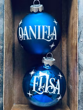 "Klassisk Blå" - Julkula med namn - Glas