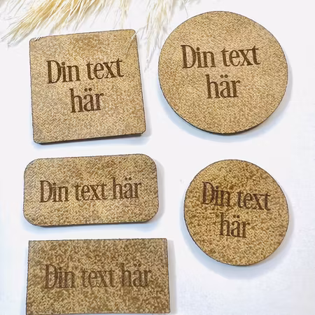 Konstläderlappar, ljusbrun- egen text