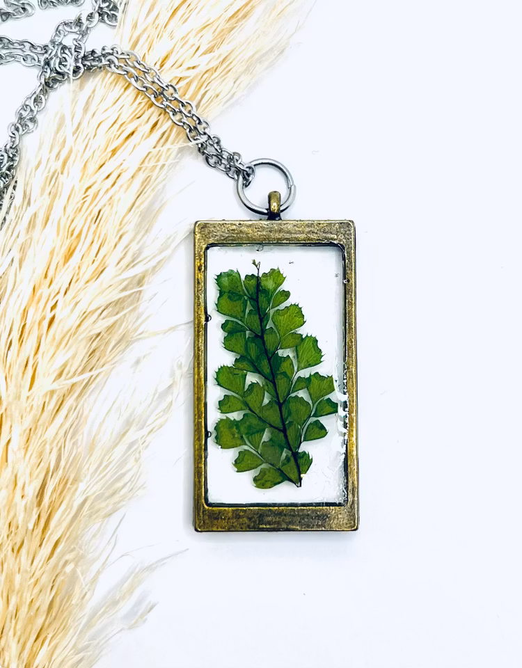 Framed leaf