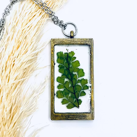 Framed leaf