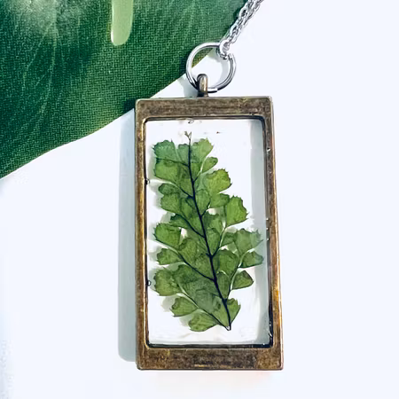 Framed leaf