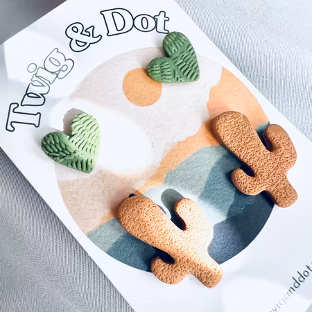 Sandy Cactus + Canyon green heart
