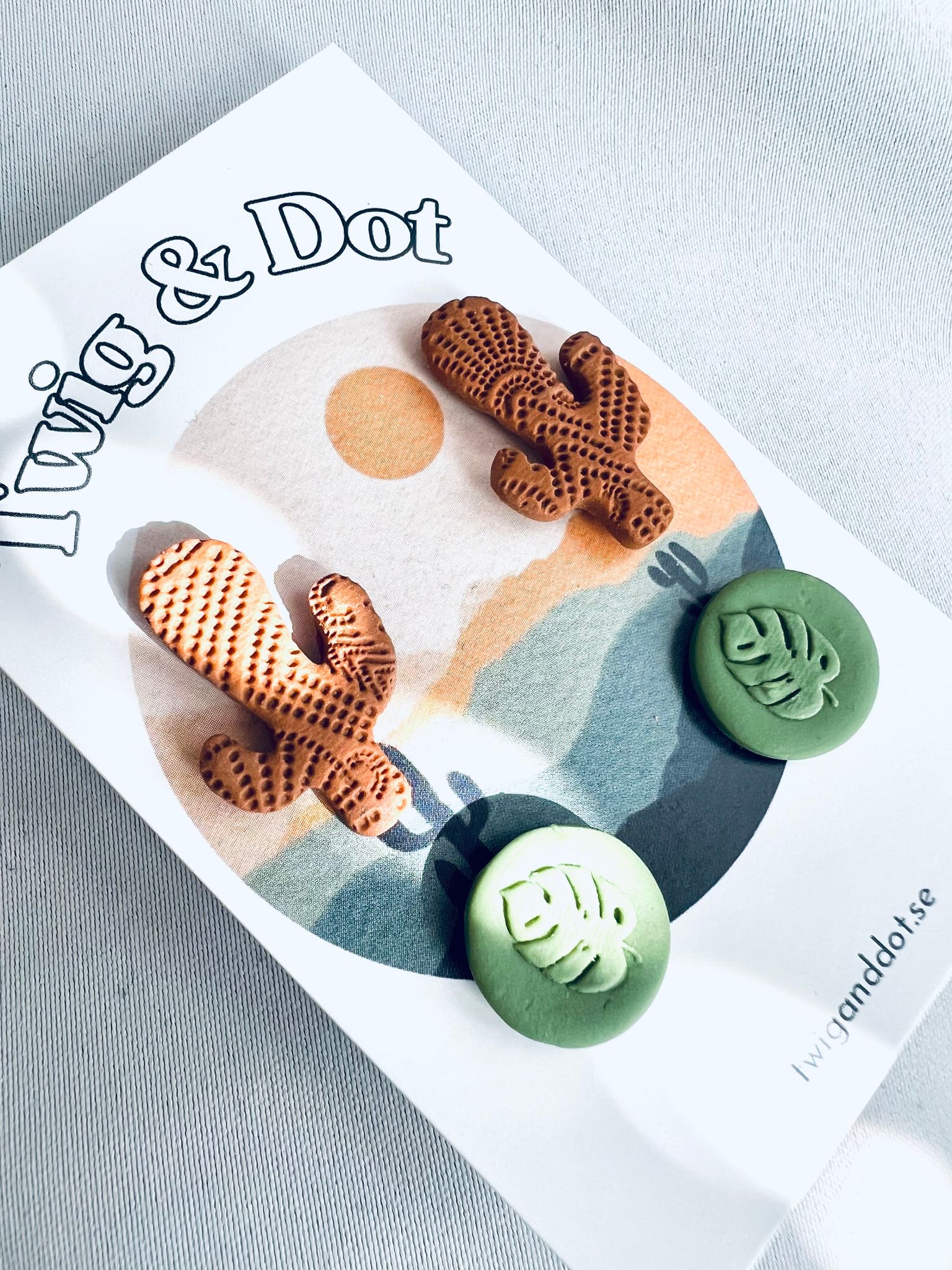 Terracotta boho Cactus + Monstera button