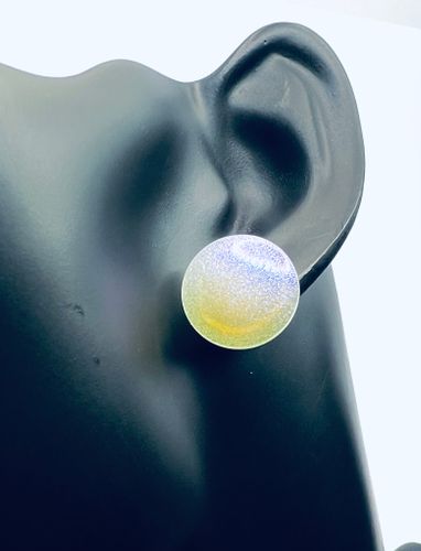 Y2K Snow - Button Studs