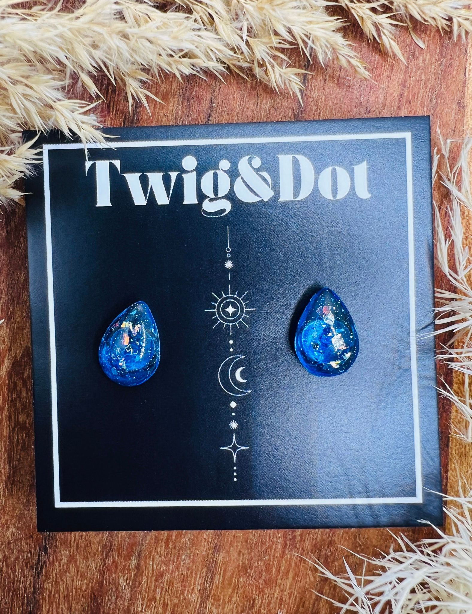Sapphire night Drop Stud