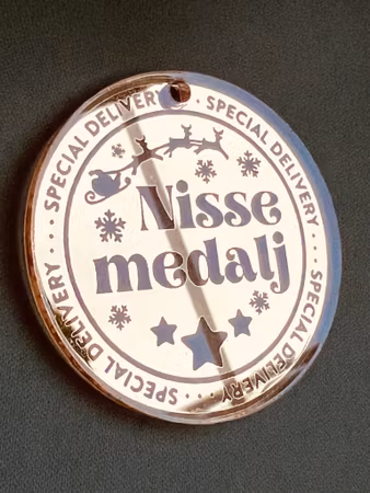 Nisse-Medalj! Nissen flyttar ut eller in!