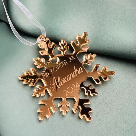 Snöflinga med namn ”Min första jul” - Guldakryl