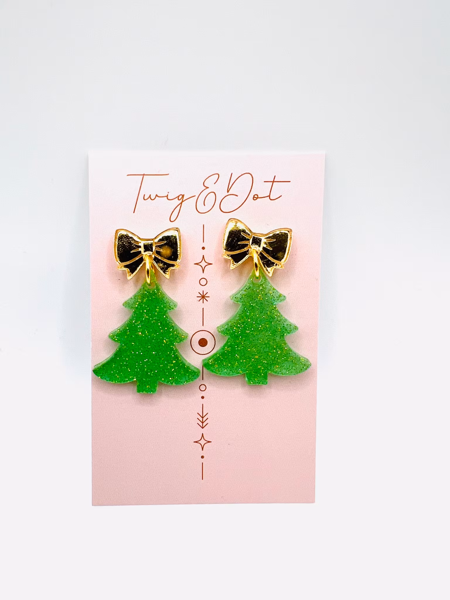 Christmas Tree - Golden Ribbon