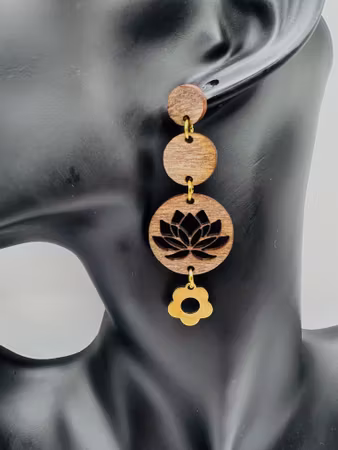 Dark Wood & Gold - Lotus Flower