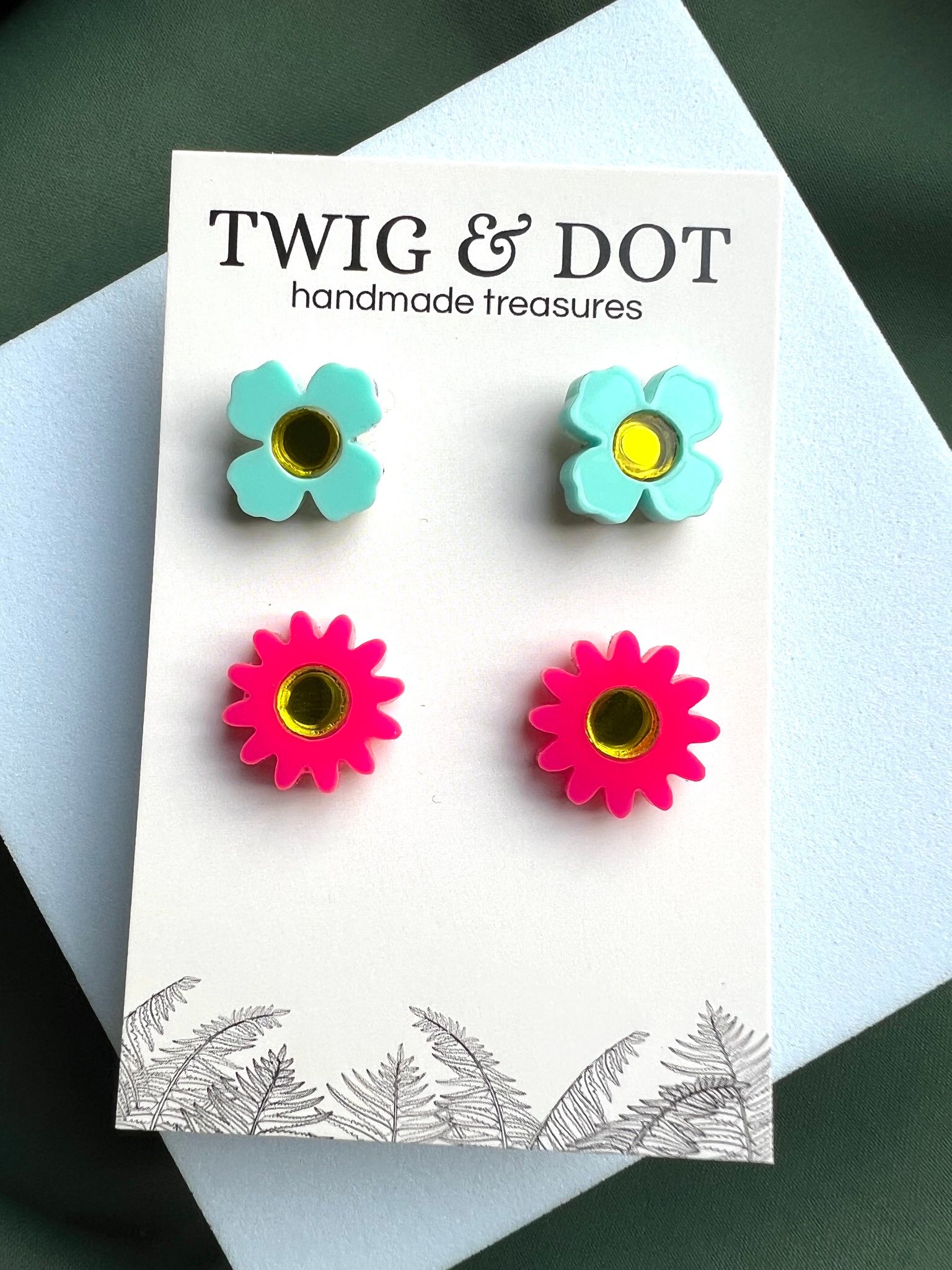 Mini Blues & Pink Daisy