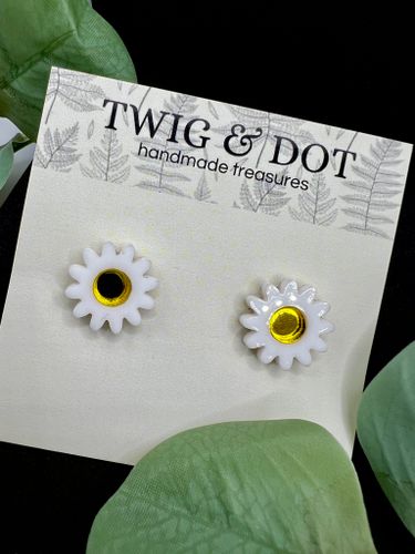 White Daisy