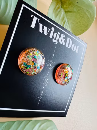 Karneval Pink - Button Studs