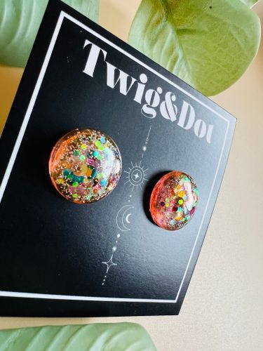 Karneval Pink - Button Studs