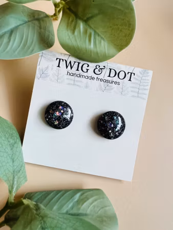 Black space - Button Studs