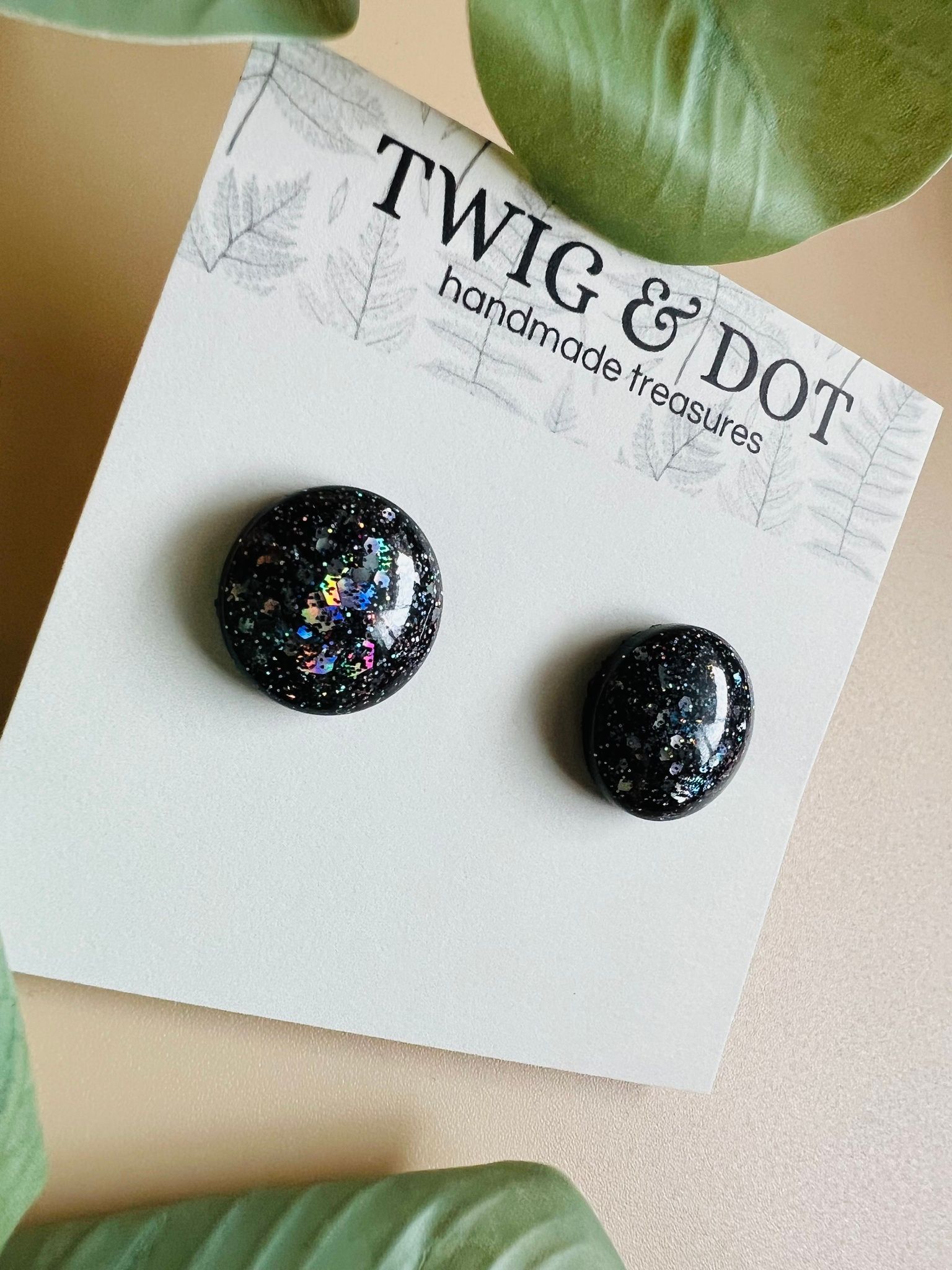 Black space - Button Studs