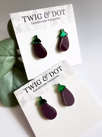Aubergine
