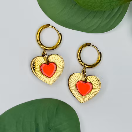 Beaming Heart - Red