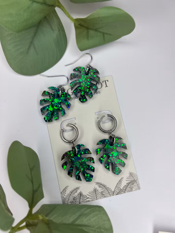 Hey Monstera Mini! - Spellbound Green