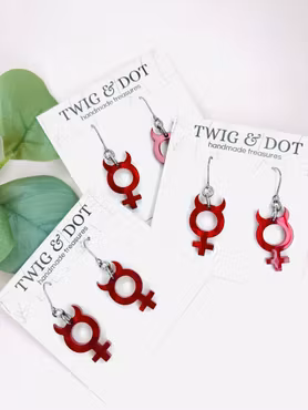 Mini She Devil, Ruby Red