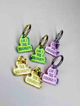 Am I the drama?! - 2 berlocker