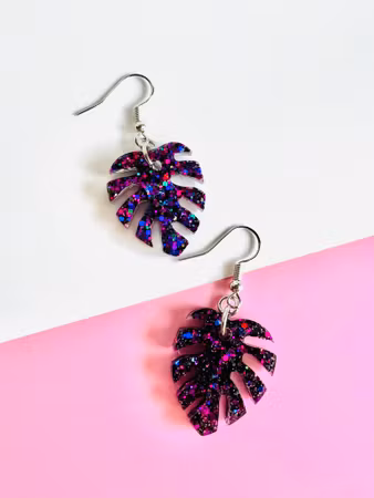 Hey Monstera Mini! Electric purple
